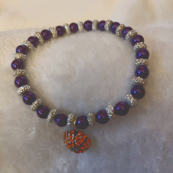 L&L Lavender/Purple Boho Stretch Bracelet with Basketball Charm 🏀  NWOT - Picture 4 of 5